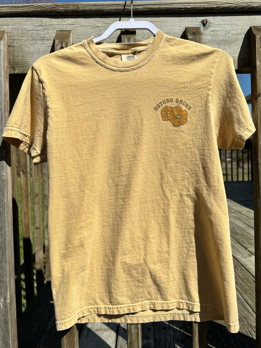 Nature Backs Women's Short-Sleeve Crew Tee in Soft Yellow